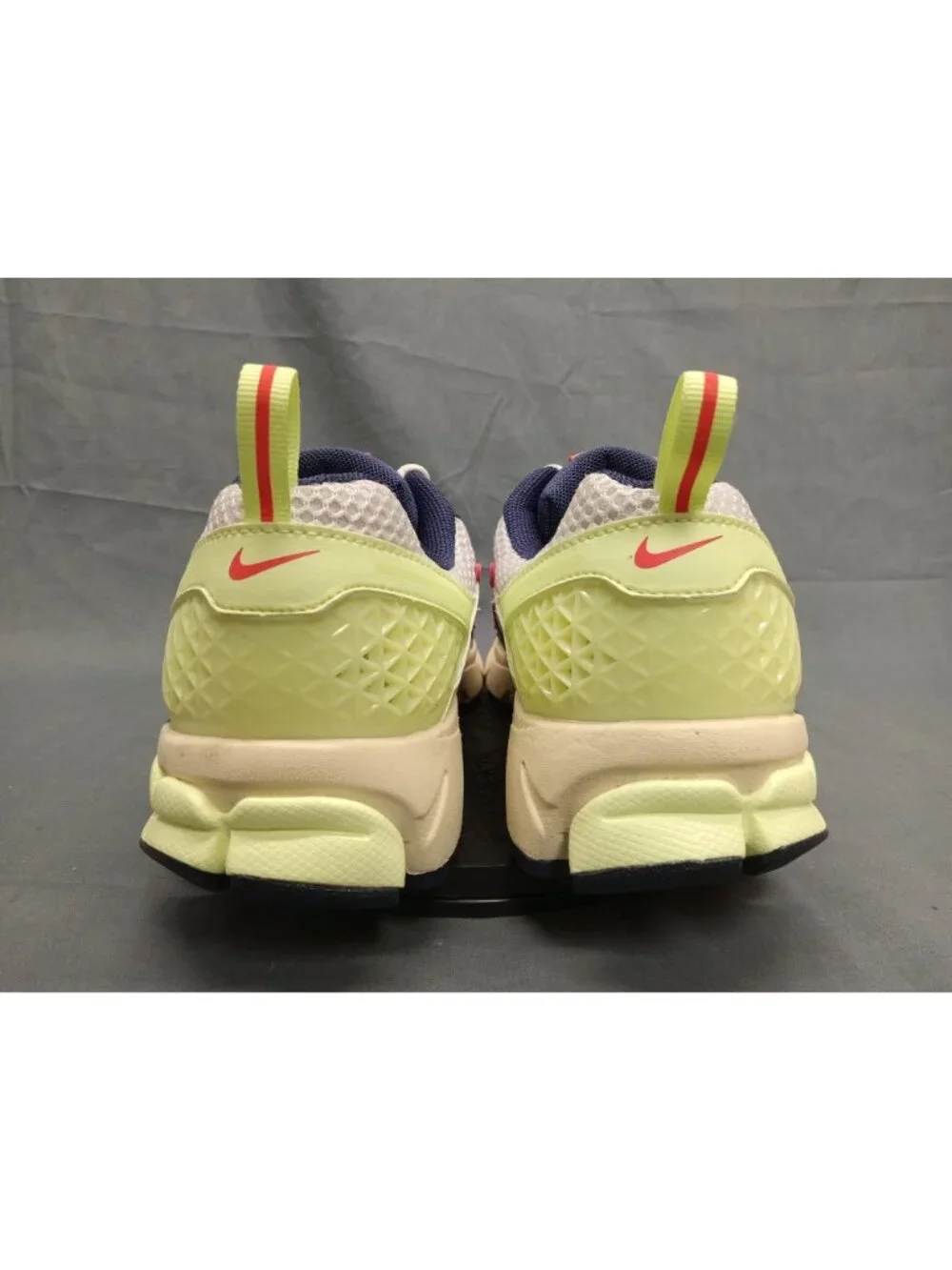 Nike lace up